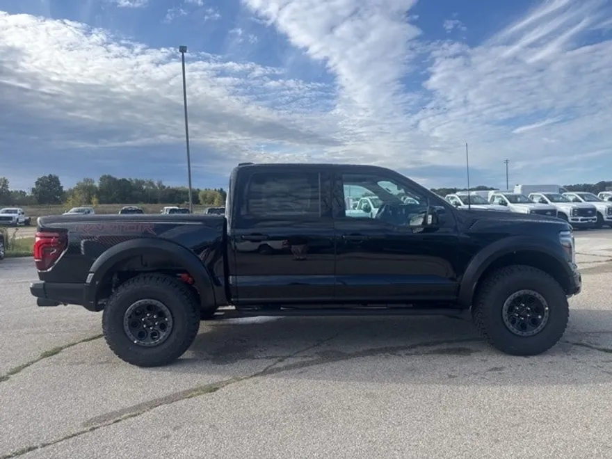 2025 Ford F-150 Raptor photo 1