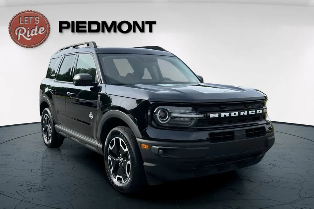 2022 Ford Bronco Sport Outer Banks photo 1