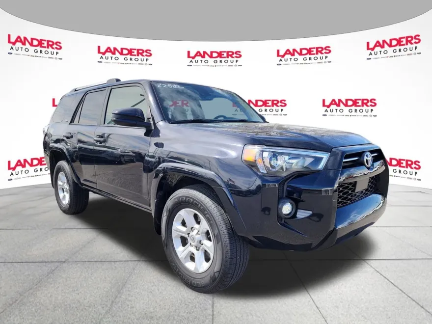 2023 Toyota 4Runner SR5 photo 1