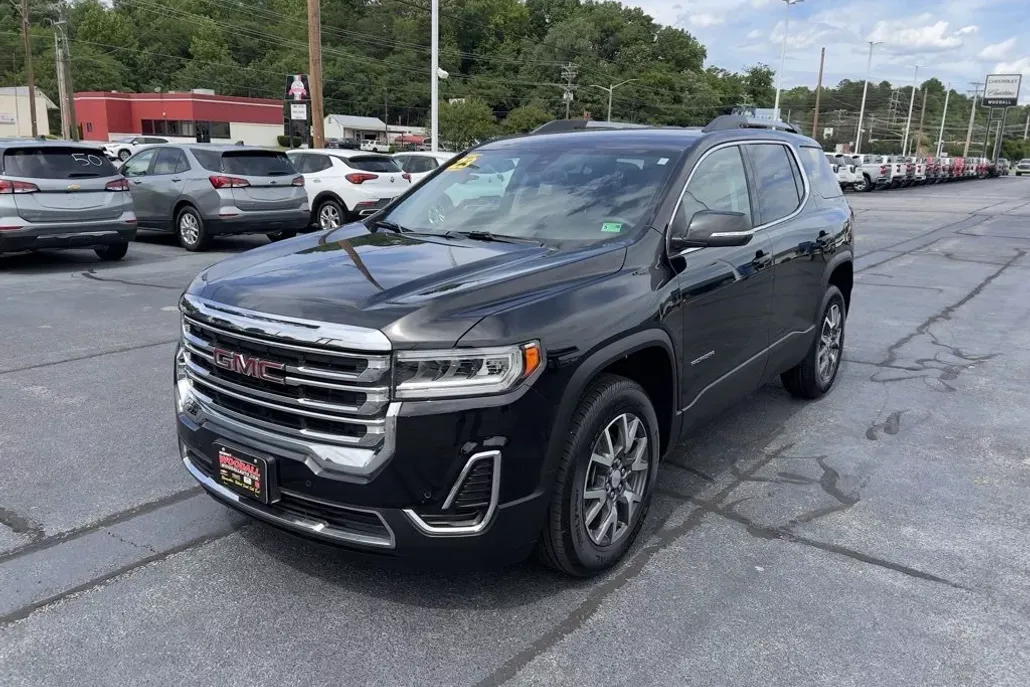 2023 Gmc Acadia SLE photo 1