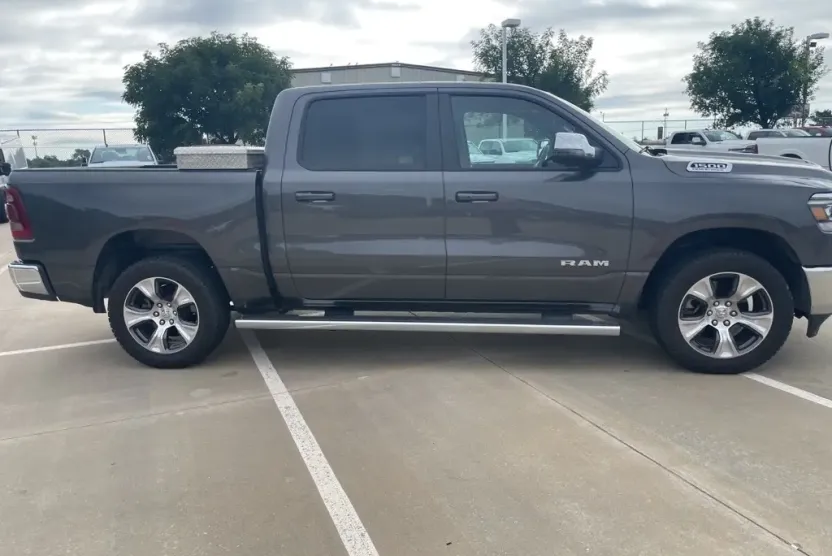 2023 Ram 1500 Laramie photo 1