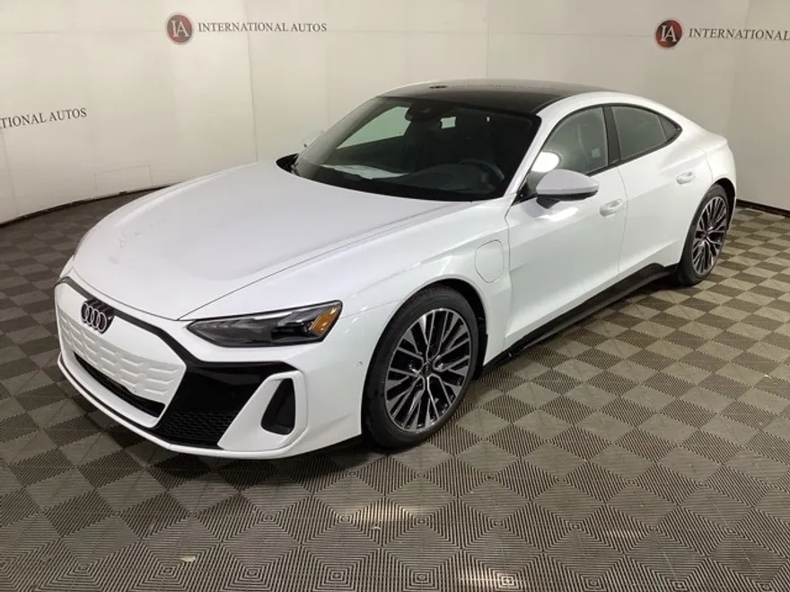 2025 Audi e-tron GT Premium Plus photo 1