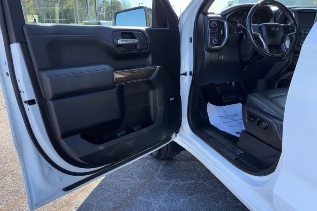 2021 Chevrolet Silverado 1500 LT Trail Boss photo 1
