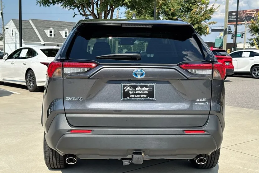 2022 Toyota RAV4 Hybrid XLE Premium photo 1