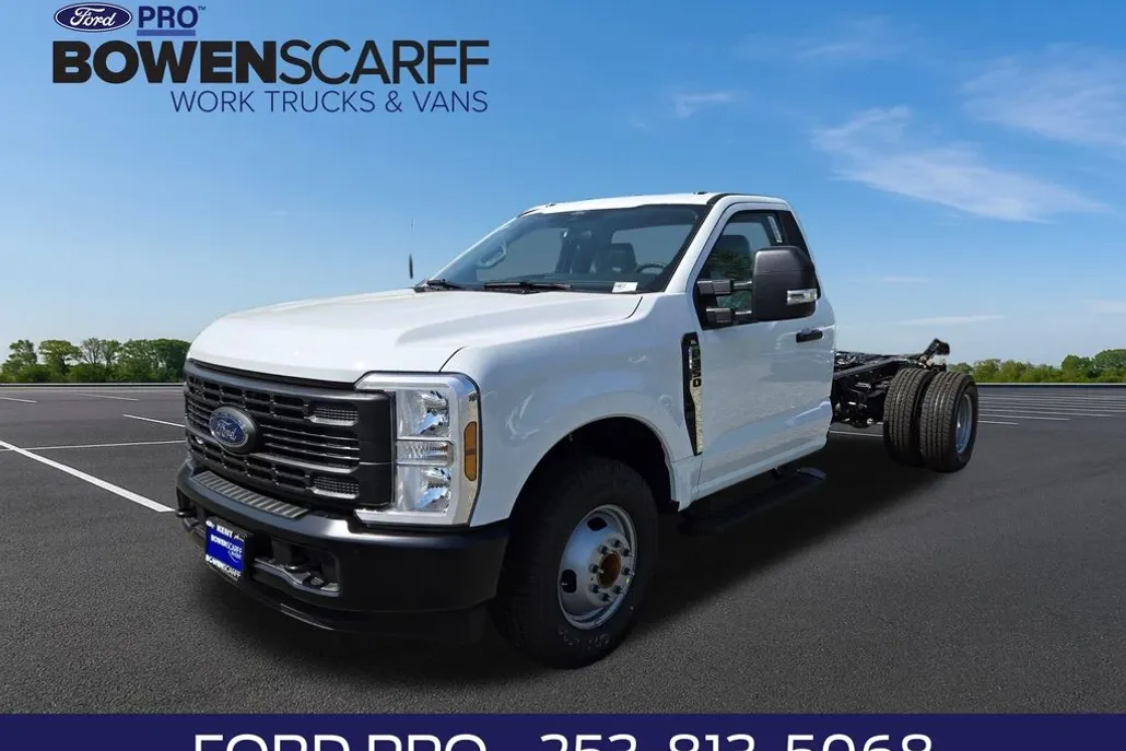 2025 Ford F-350 XL photo 1