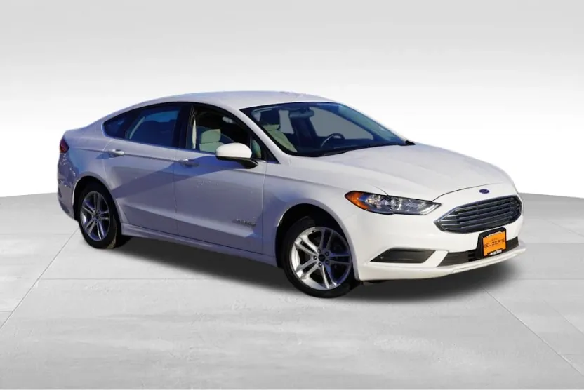 2018 Ford Fusion Hybrid S photo 1