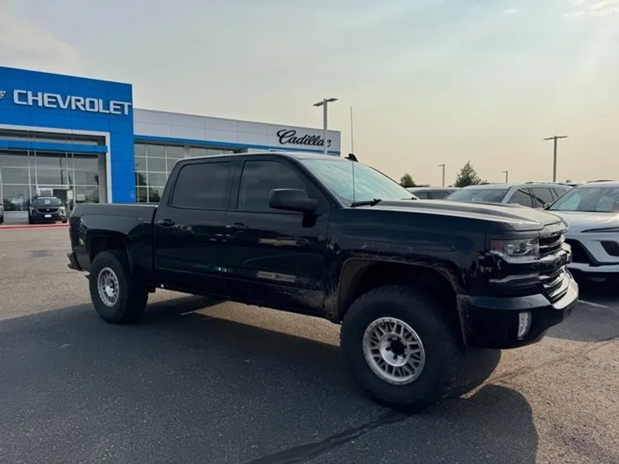 2018 Chevrolet Silverado 1500 LTZ photo 1