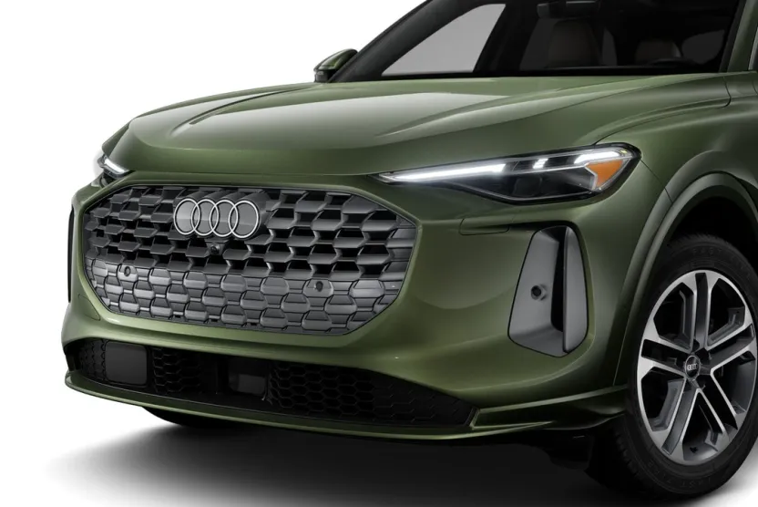 2025 Audi Q5 Premium Plus photo 1