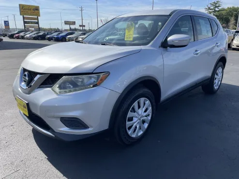 2015 Nissan Rogue S photo 4