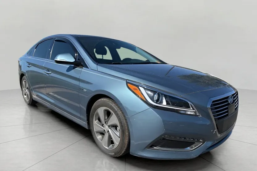 2016 Hyundai Sonata Hybrid Limited photo 1