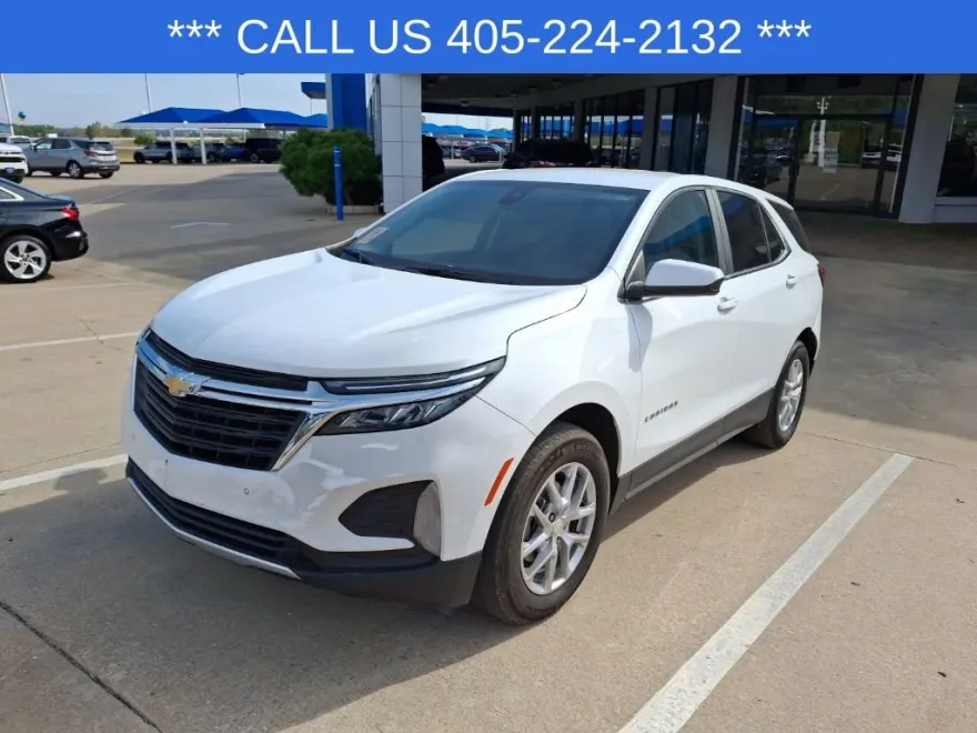 2023 Chevrolet Equinox LT photo 1