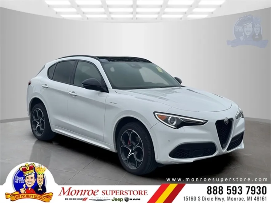 2022 Alfa Romeo Stelvio Ti Sport photo 1