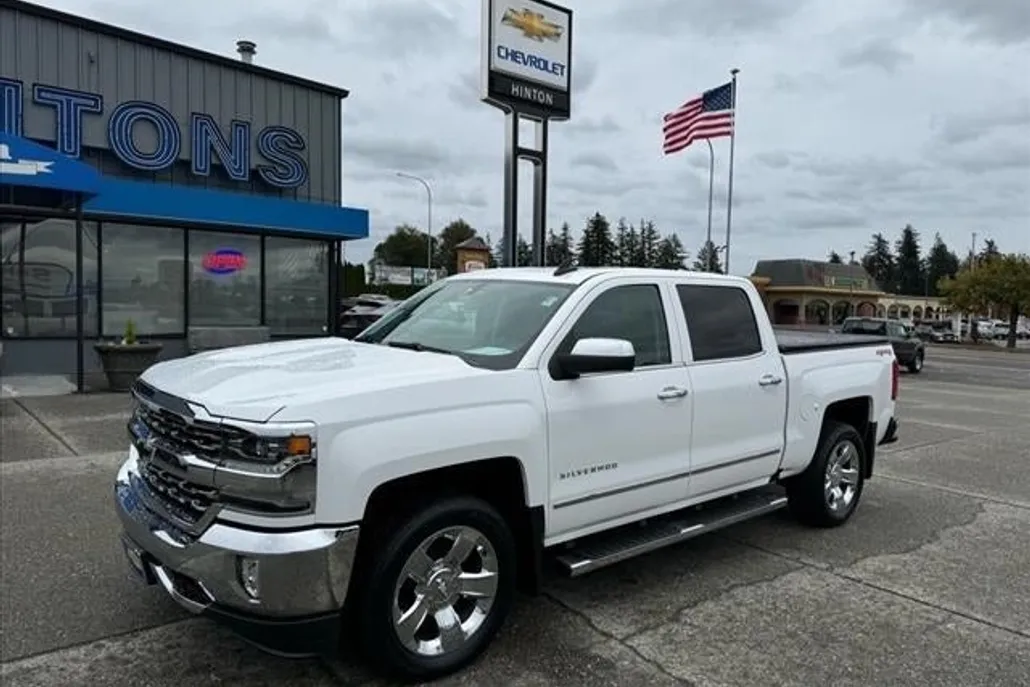 2017 Chevrolet Silverado 1500 LTZ photo 1