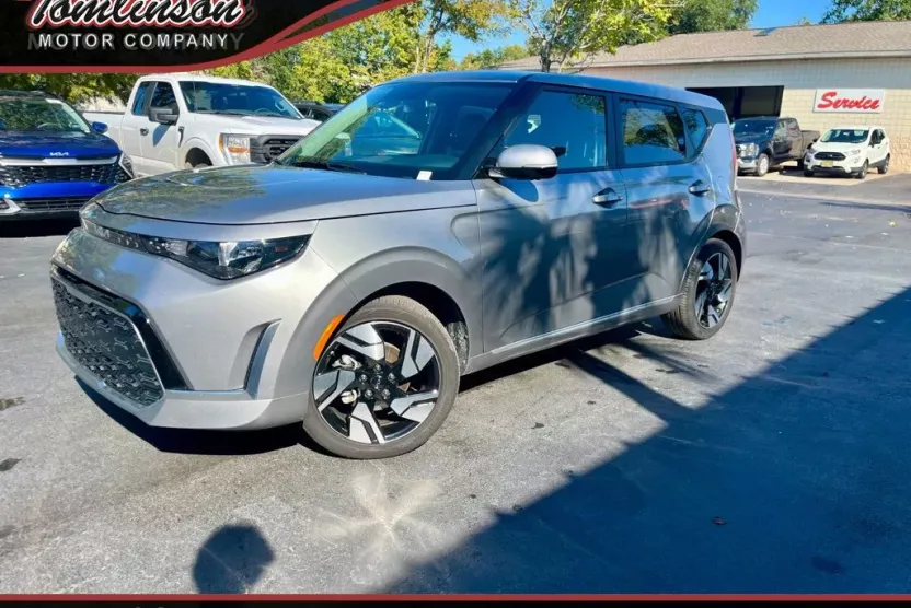 2025 Kia Soul GT-Line photo 1