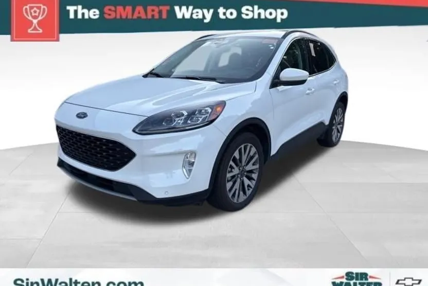 2022 Ford Escape Titanium photo 1