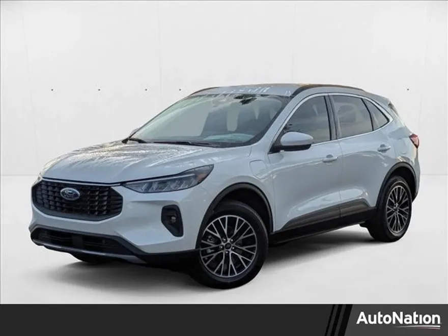 2025 Ford Escape photo 1