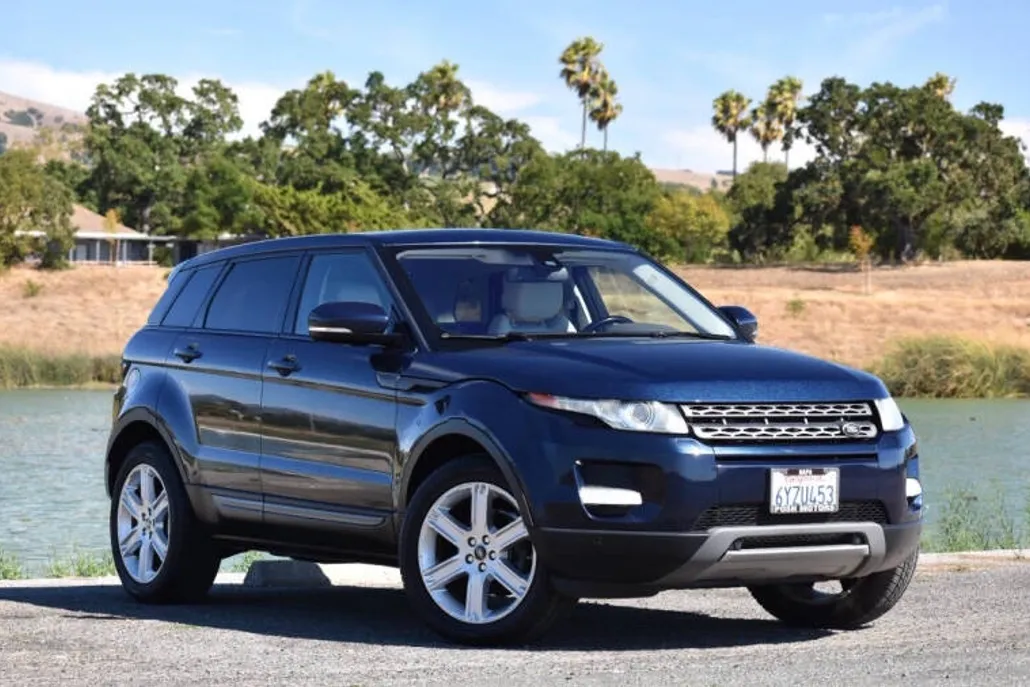 2013 Land Rover Range Rover Evoque Pure Plus photo 1