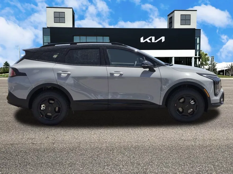 2026 Kia Sportage X-Pro Prestige photo 1