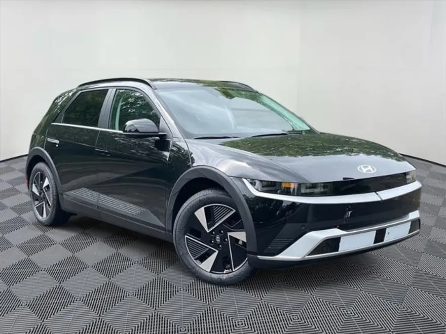 2025 Hyundai Ioniq 5 SEL photo 1