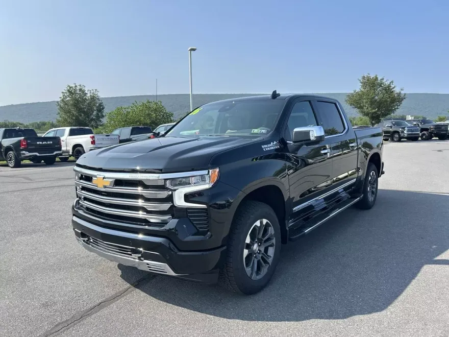2026 Chevrolet Silverado 1500 High Country photo 1