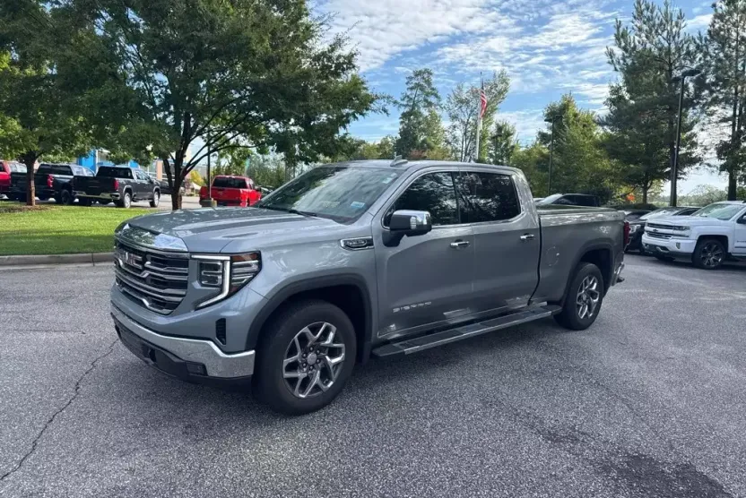 2023 Gmc Sierra 1500 SLT photo 1