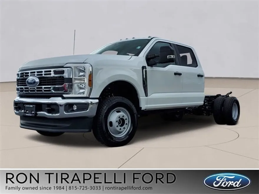 2025 Ford F-350 photo 1
