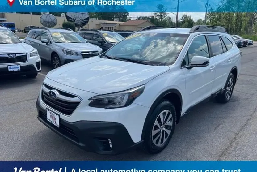 2022 Subaru Outback Premium photo 1
