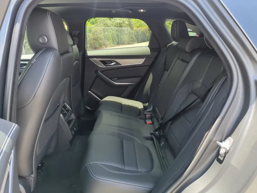 2026 Jaguar F-PACE P250 R-Dynamic S photo 1