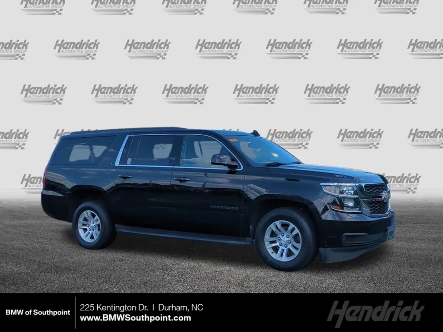 2019 Chevrolet Suburban LT photo 1