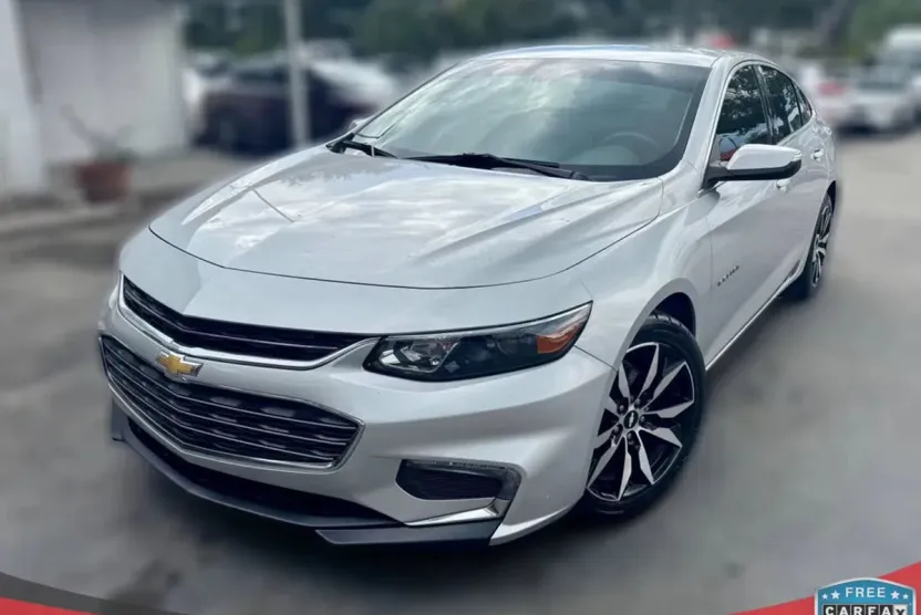 2018 Chevrolet Malibu 1LT photo 1