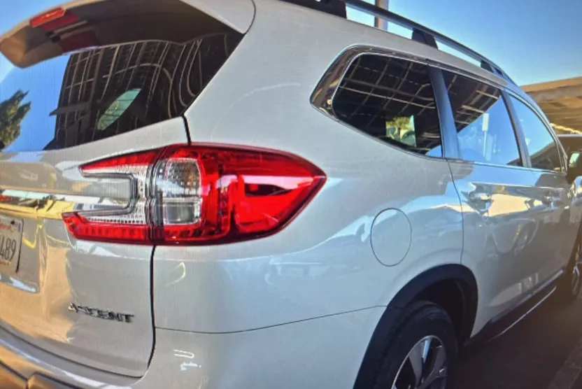 2024 Subaru Ascent Premium photo 1