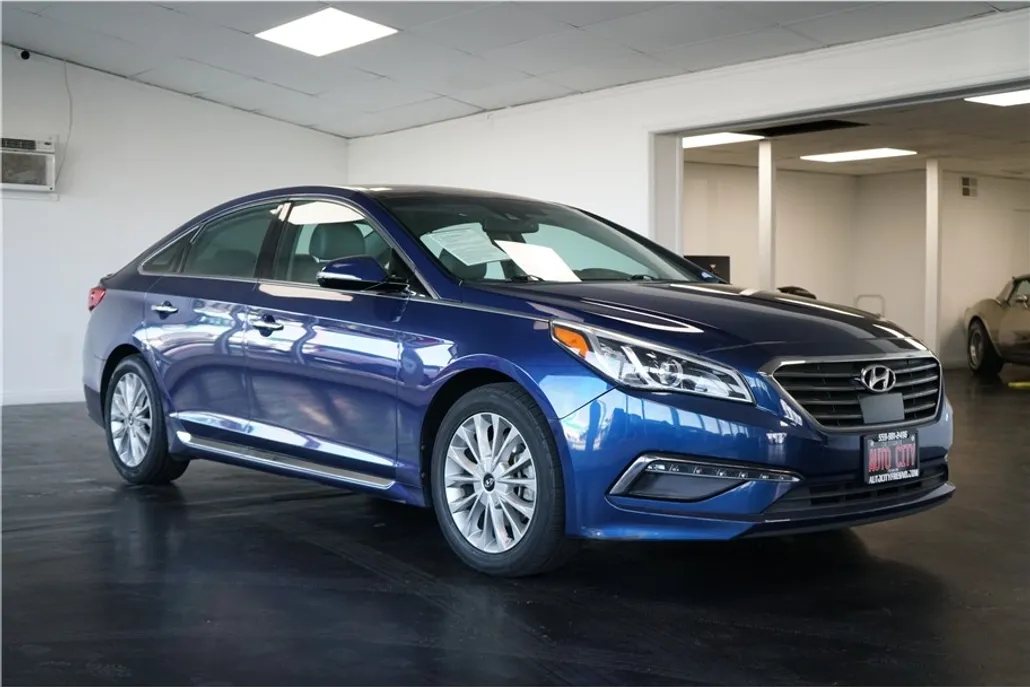 2015 Hyundai Sonata Limited photo 1