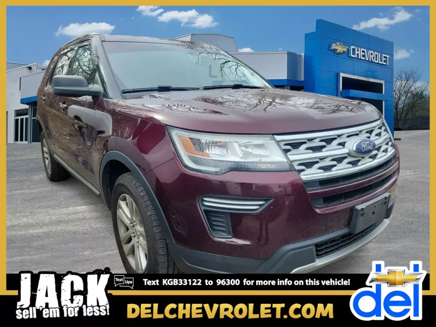 2019 Ford Explorer XLT photo 1
