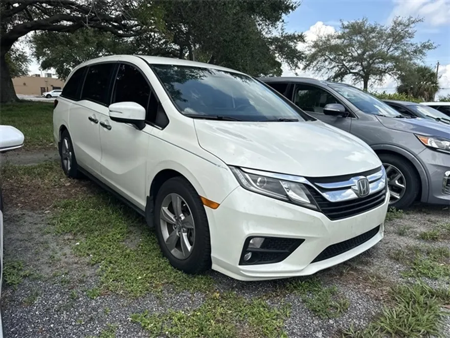 2019 Honda Odyssey EX photo 1