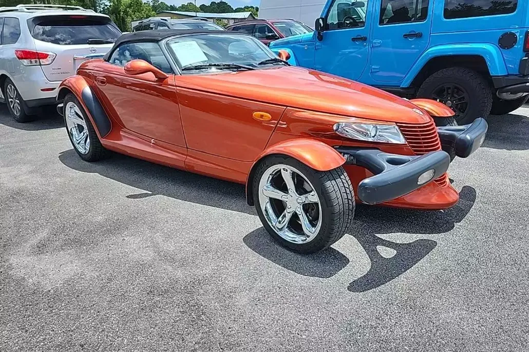 2001 Plymouth Prowler Base photo 1