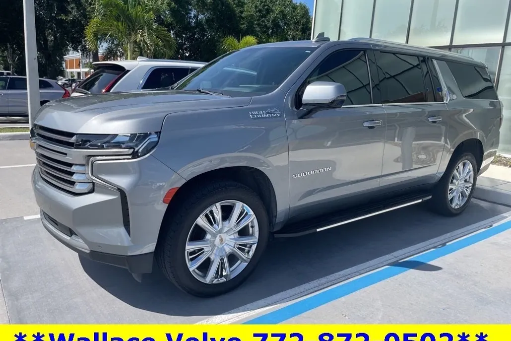 2023 Chevrolet Suburban High Country photo 1