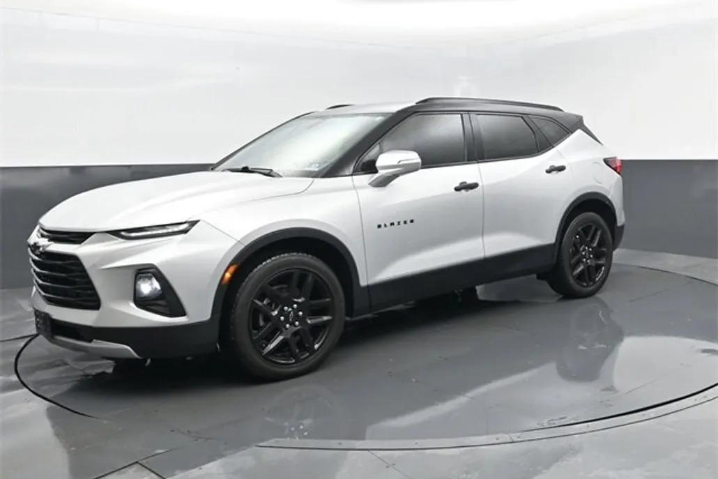2019 Chevrolet Blazer Base photo 1