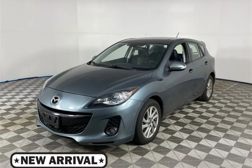 2013 Mazda Mazda3 Grand Touring Hatchback photo 1