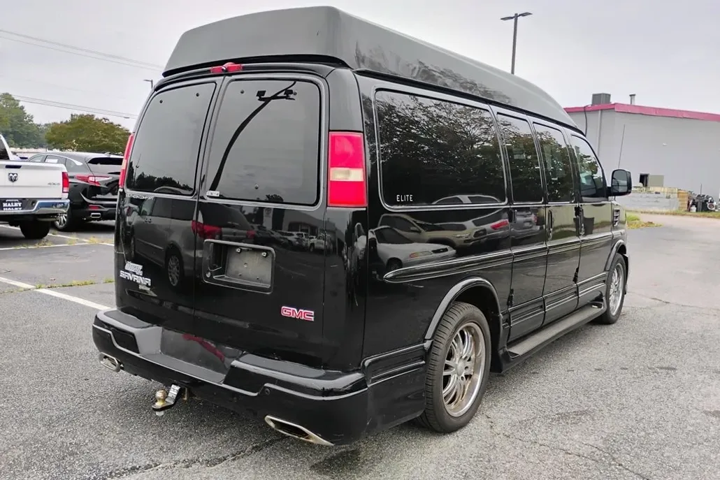 2012 Gmc Savana 1500 Cargo photo 1