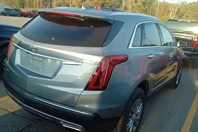 2023 Cadillac XT5 Premium Luxury photo 1
