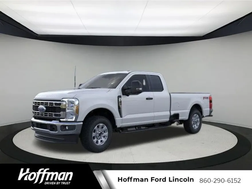 2025 Ford F-350 XLT photo 1