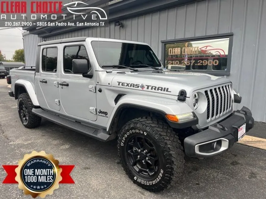 2022 Jeep Gladiator photo 1