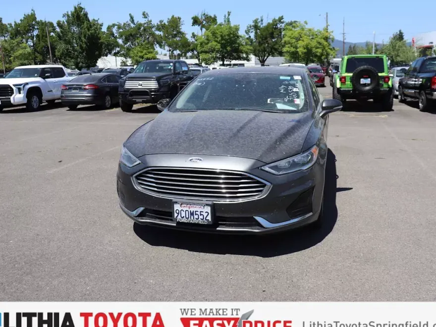 2019 Ford Fusion SEL photo 1