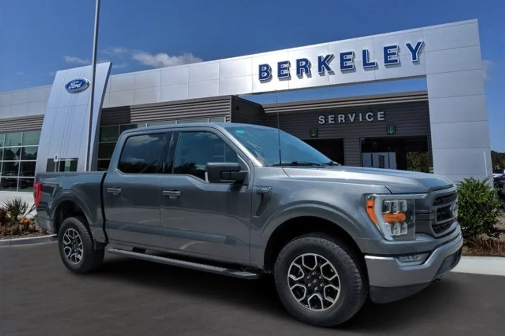 2023 Ford F-150 XLT photo 1