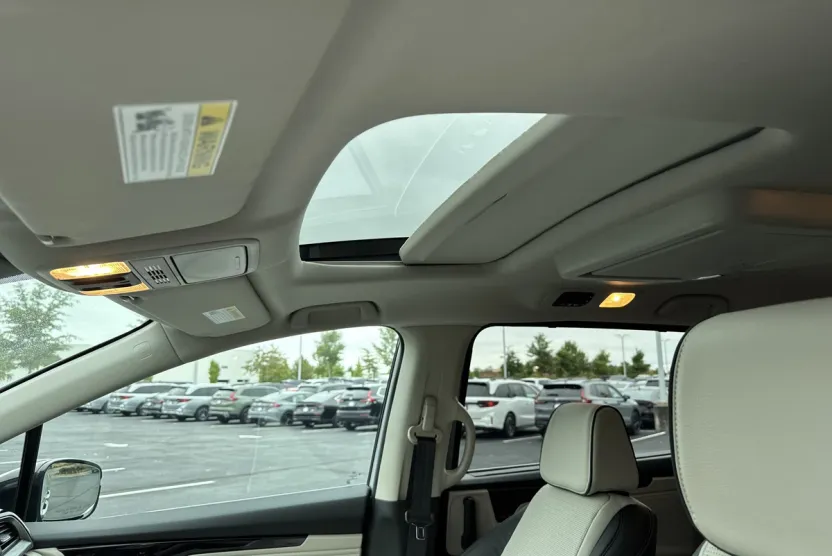 2026 Honda Odyssey Elite photo 1