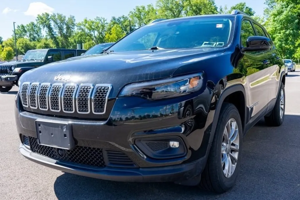 2021 Jeep Cherokee Latitude Lux photo 1