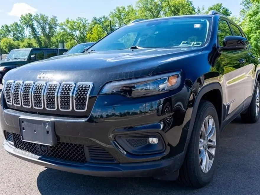 2021 Jeep Cherokee Latitude Lux photo 1