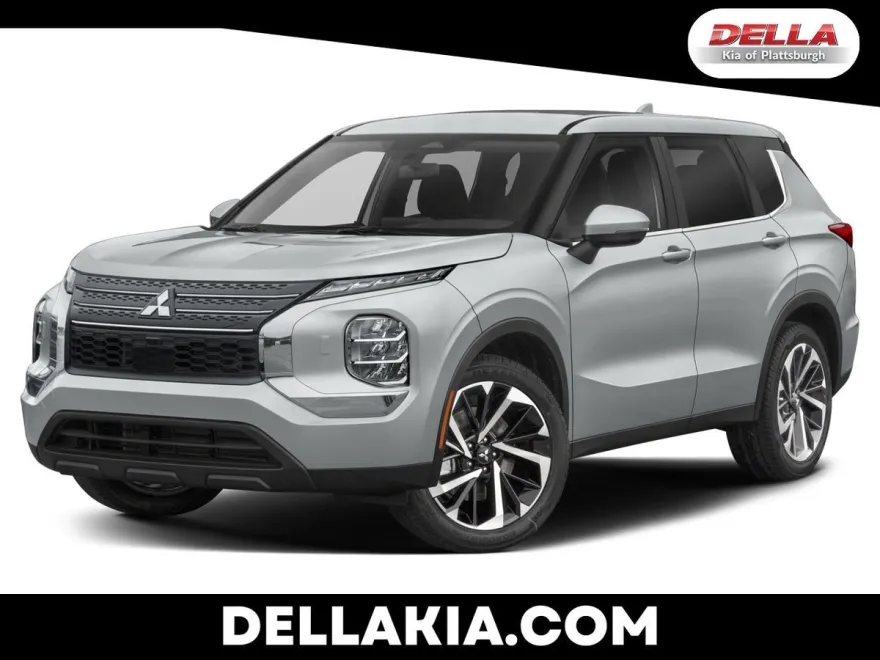 2022 Mitsubishi Outlander ES photo 1