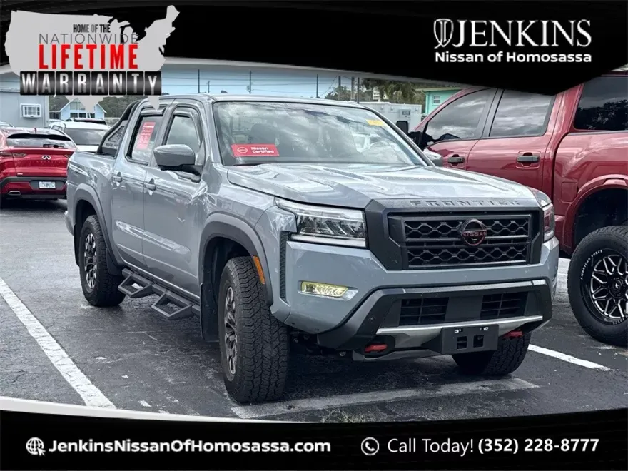 2023 Nissan Frontier PRO-4X photo 1