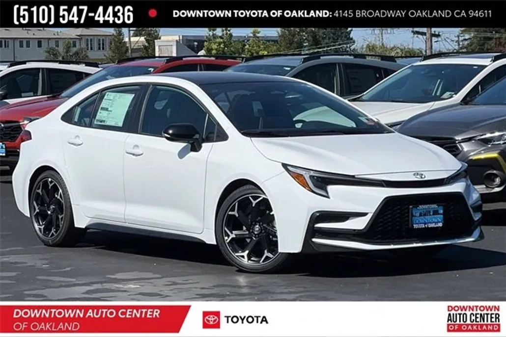2025 Toyota Corolla LE photo 1